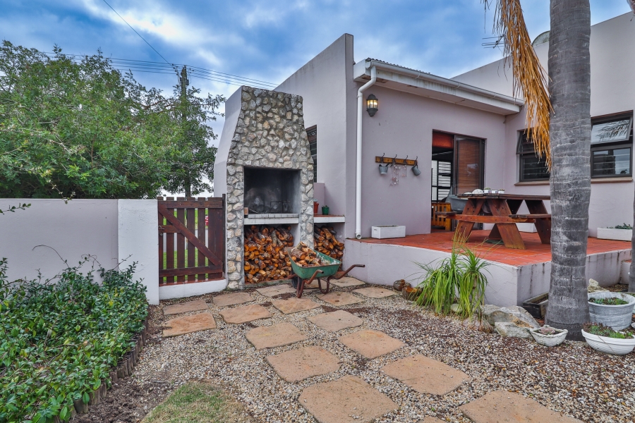 3 Bedroom Property for Sale in Hopefield Western Cape